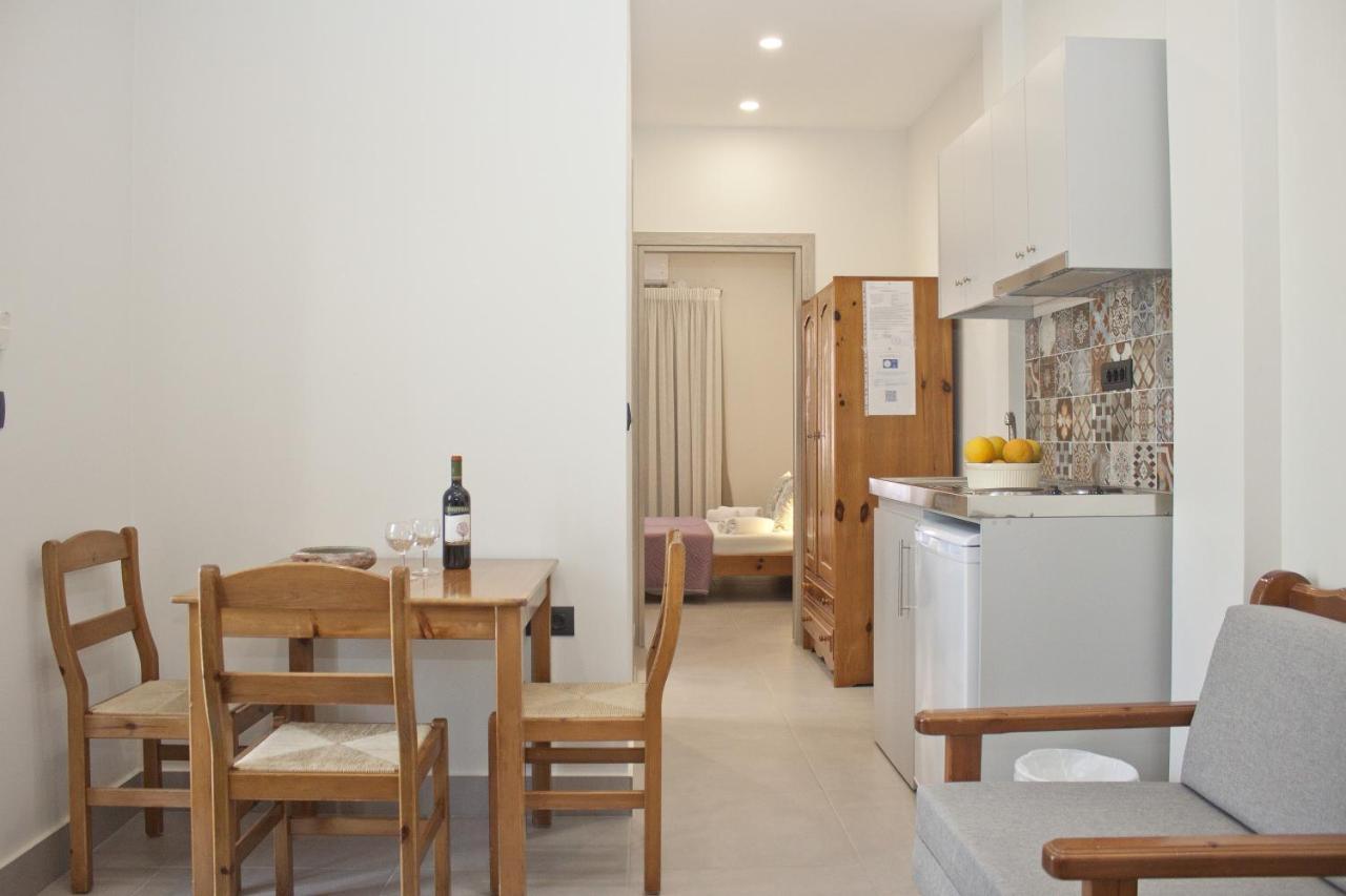 פלטניאס Vaso Apartments מראה חיצוני תמונה